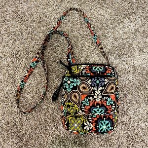 Vera Bradley Small Flap Bag Cross Body in Excellent Condition